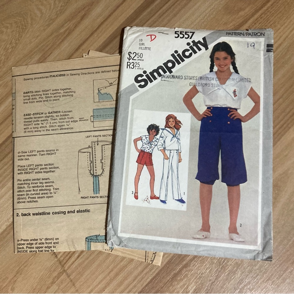 1982 Simplicity Girls Pullover Pants and Middy Top 5557